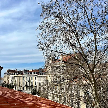 Appartement Charmand Mansarde Dans Le Centre De
